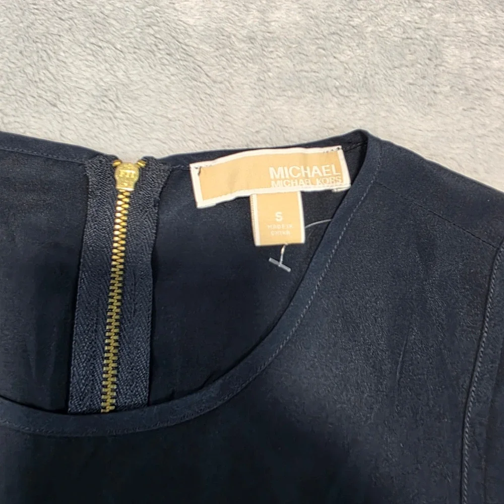 Michael Kors Women Small‎ Navy Blue Sleeveless Blouse High-Low Tank Top Gold Zip